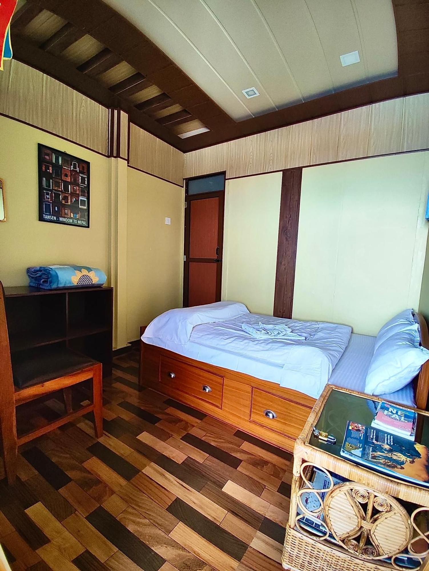 Horizon Homestay Tānsen Buitenkant foto