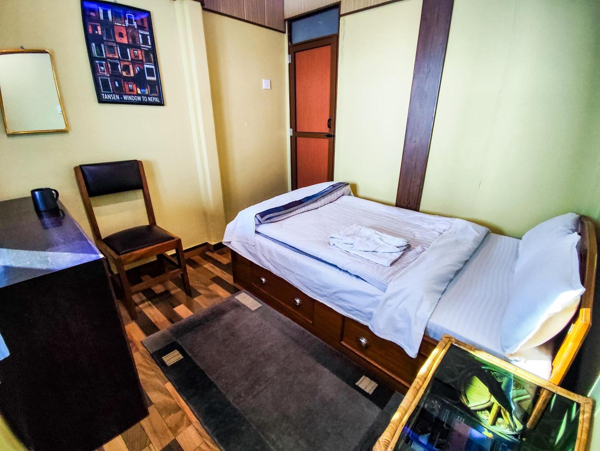 Horizon Homestay Tānsen Buitenkant foto